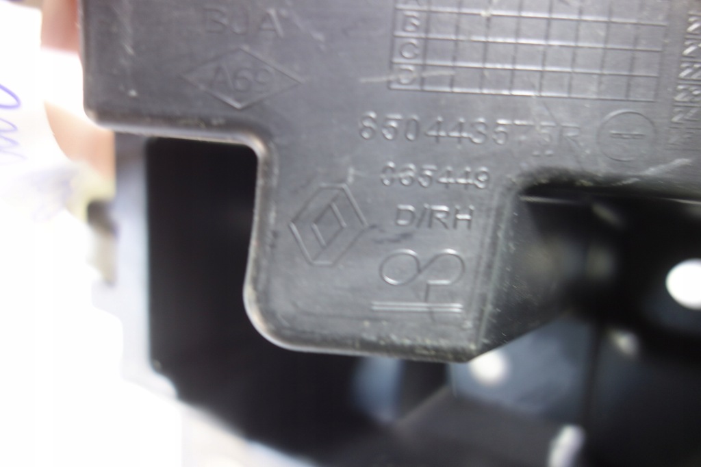 фото №3, Напрямна zderz задня правий renault clio v 850443575r