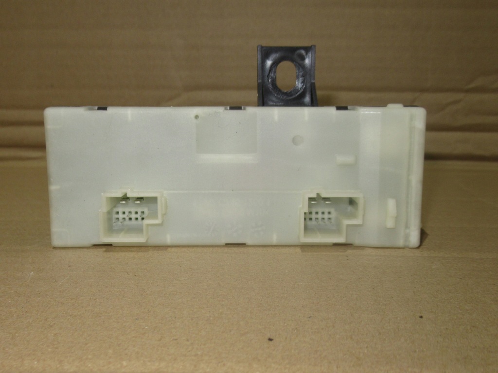 фото №1, Mercedes блок керування кришки багажника mercedes a2139000814