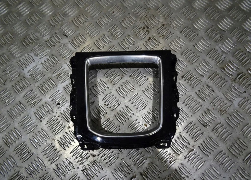 фото №1, Mazda cx-5 ii панель рамка k3006 kb7w-64341