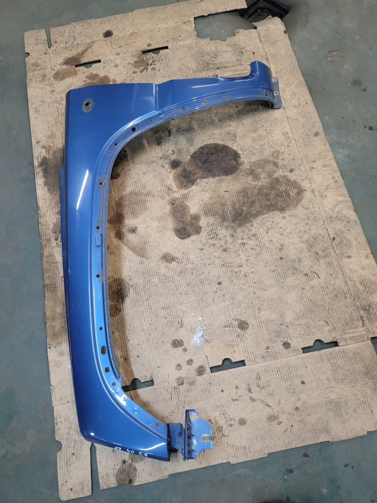 Купить Jeep cherokee kj 02-04 крыло  левое  передний