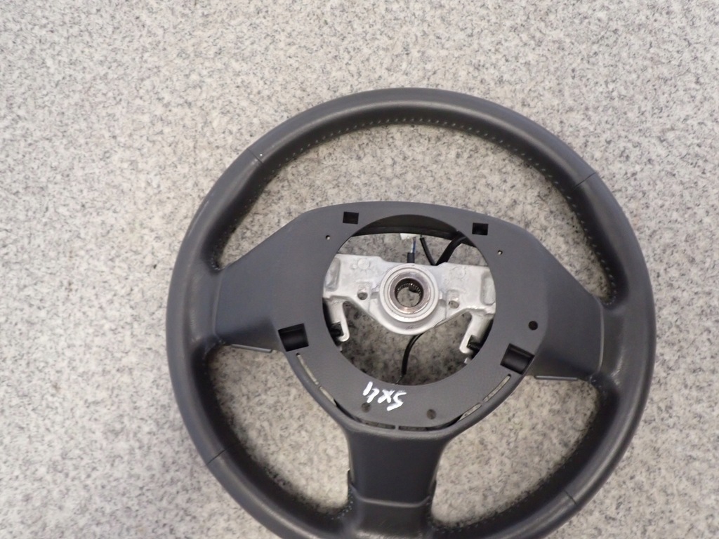 фото №8, Suzuki sx4 06-13 воздуховод колесо руля