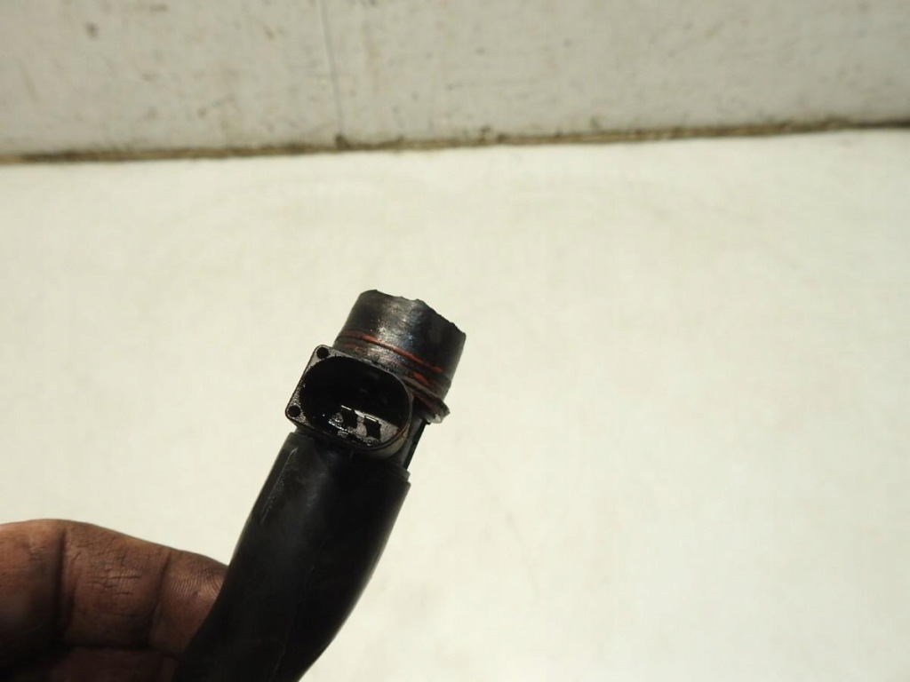 фото №5, Шланг вентиляция картера mercedes r w251 3.0 cdi v6 a6420160381