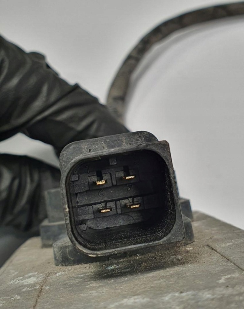 Датчик лямбда-зонд датчик nox mercedes actros mp4 euro 6 a0101539328 Киев