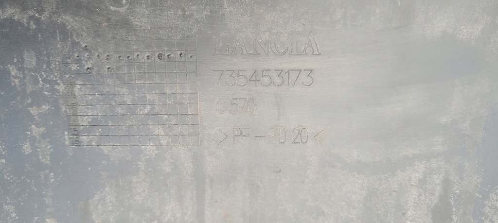 фото №11, Lancia delta iii спойлер накладка бампера задня // 1642