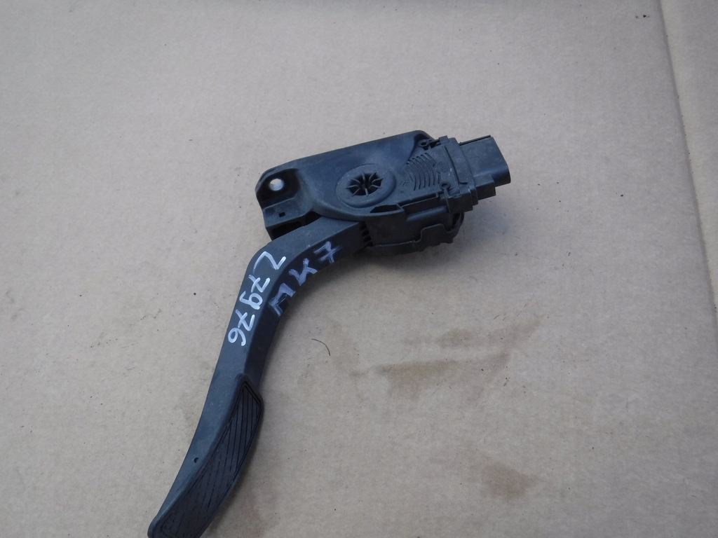 фото №1, Потенциометр газа ford fiesta mk7 8v219f836ab