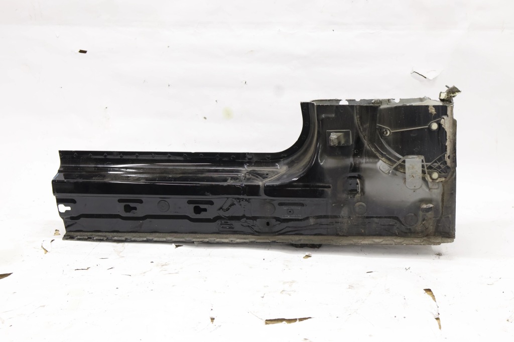 Купить Bmw 2 f23 перед порог правая