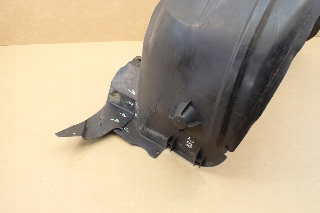 фото №11, Mercedes slk w172 r172 11- подкрылок передние правое перед a1726900130 rh оригинальный номер