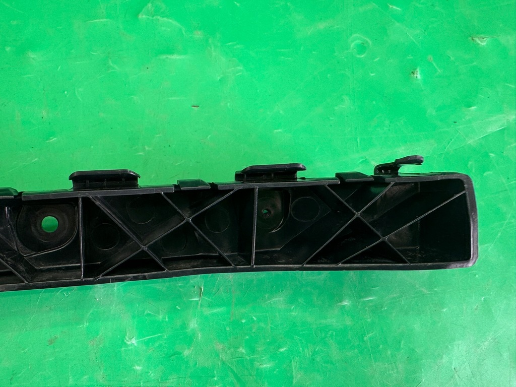 фото №8, Правый направляющая кронштейн бампера заднего 86614-1h100 kia ceed i 1 06- kombi