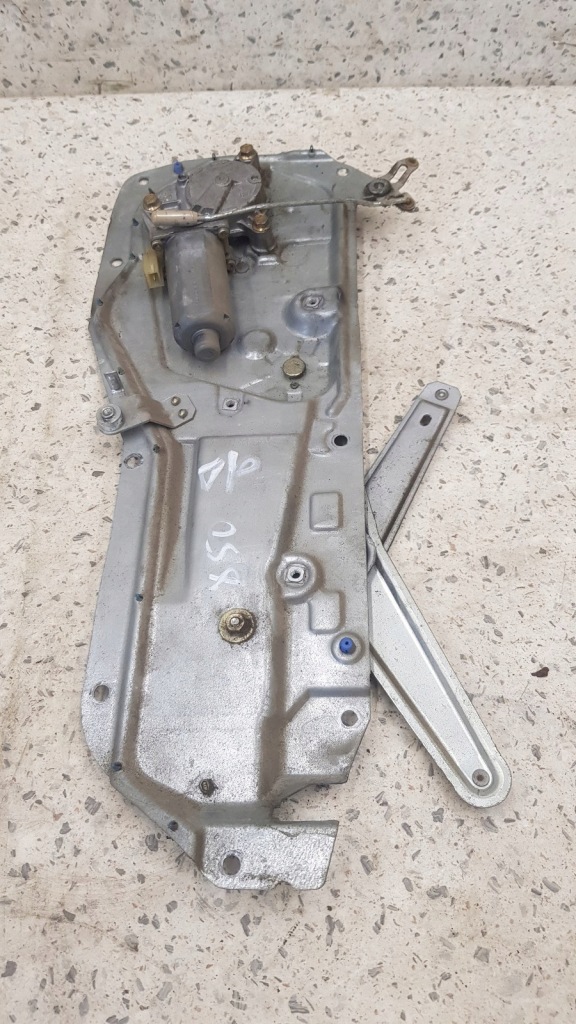 фото №1, Механізм скло задня правий volvo 850