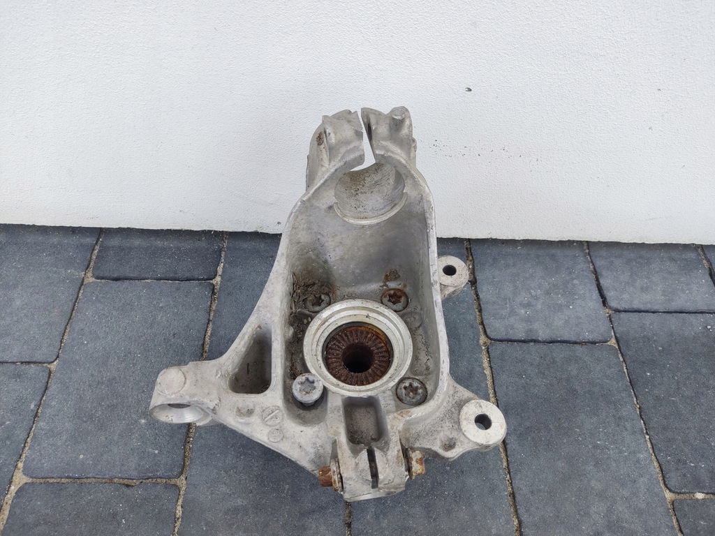 фото №1, Mini cooper f56 f55 f57 поворотный кулак левая