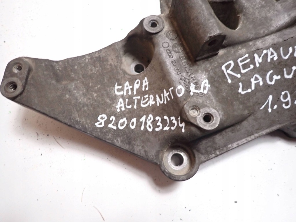 Кронштейн кронштейн кронштейн генератора renault laguna 2 1.9dci 8200183234 Оригінал