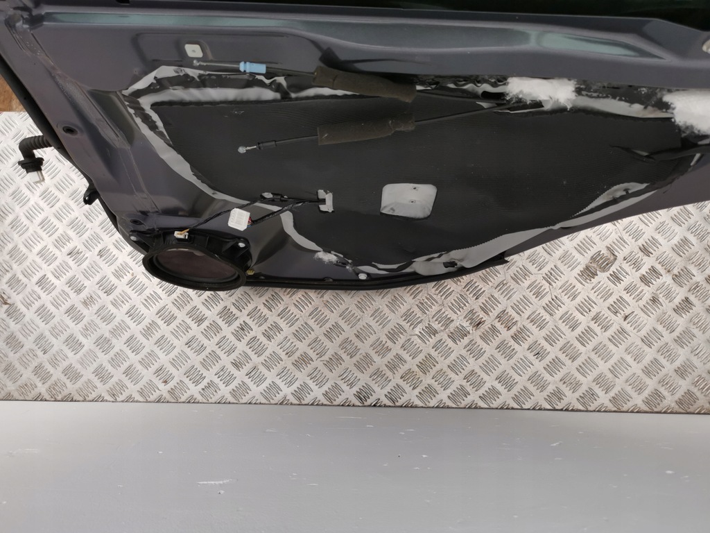 фото №8, Legacy vi 2015- usa дверь правое задняя задние sedan