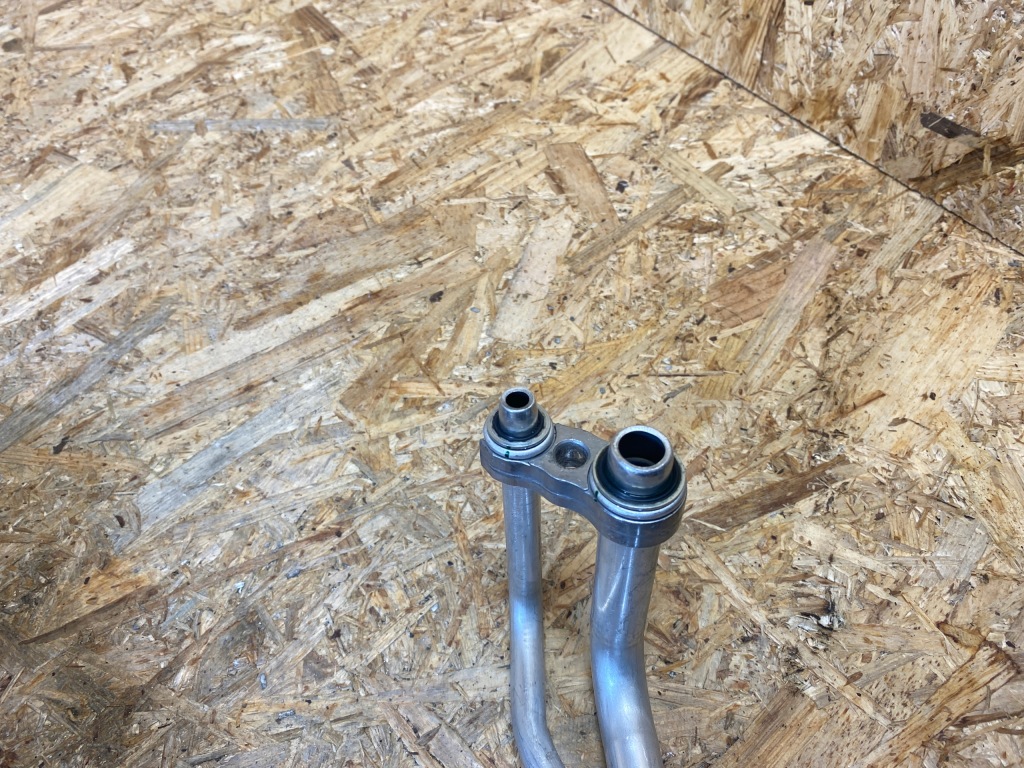 Купить Пабтрубок  шланг труба кондиционера tesla model 3 y 1625910-00-a