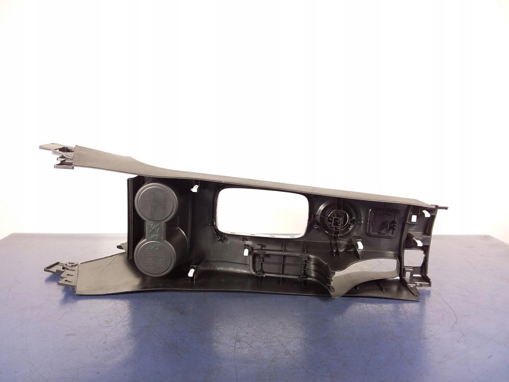 фото №7, Outlander iii туннель средний кронштейн na кружки