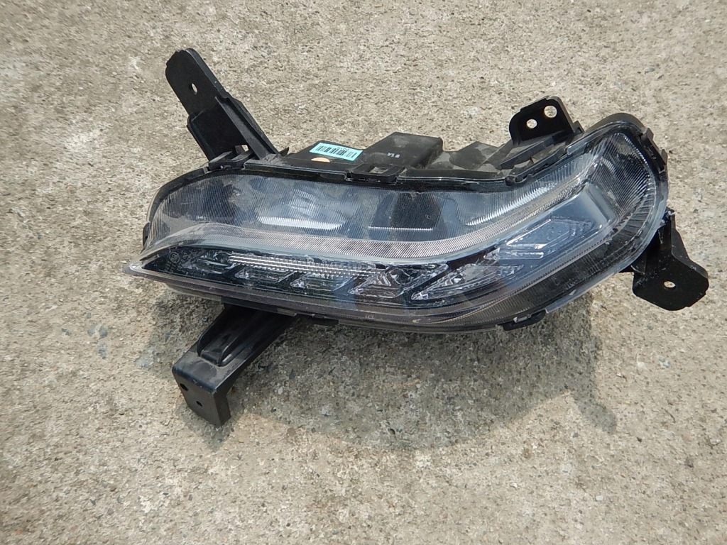 Купить Hyundai i30 fastback 18- противотуманная фара led drl