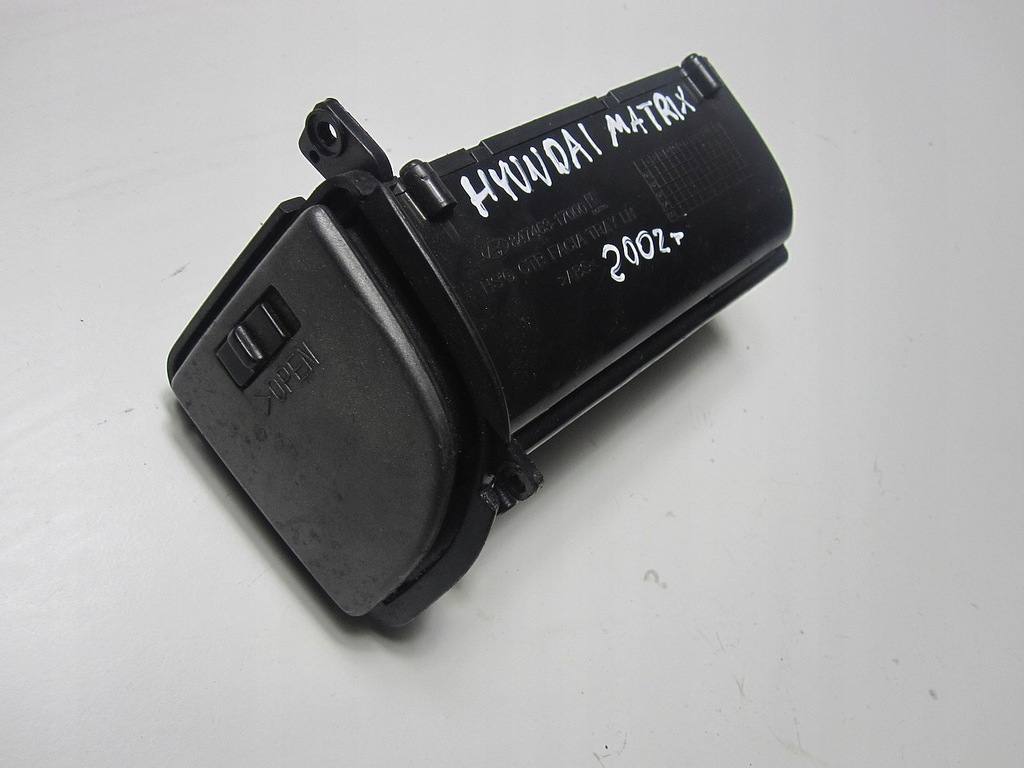 фото №1, Бардачок консоли панели hyundai matrix 02r