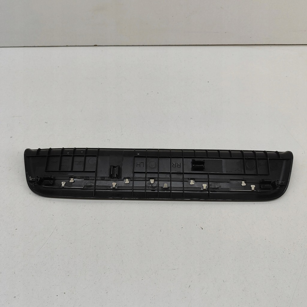 фото №5, Kia ev6 2023 ліва сторона молдинг поріг задня