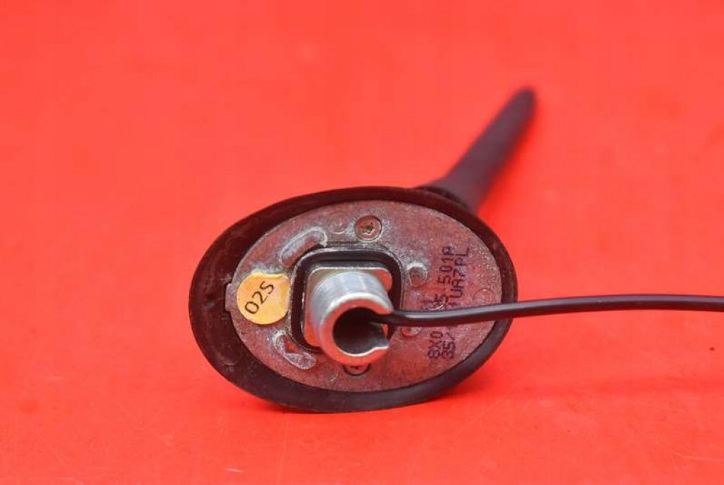 фото №5, Антенна czarna 8x0035501a audi a1 8x 10-14