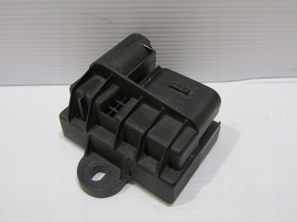 фото №1, Mercedes w172 r172 2.2 реле свеча накаливания a6519003103