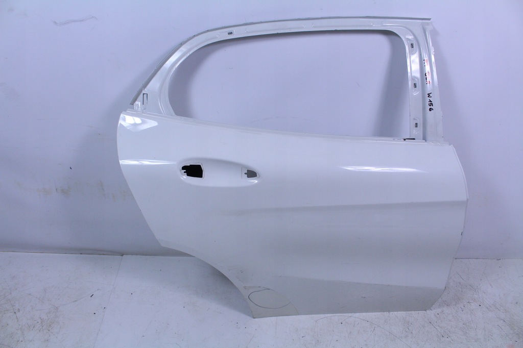 фото №1, Дверь правый задняя mercedes w156 gla