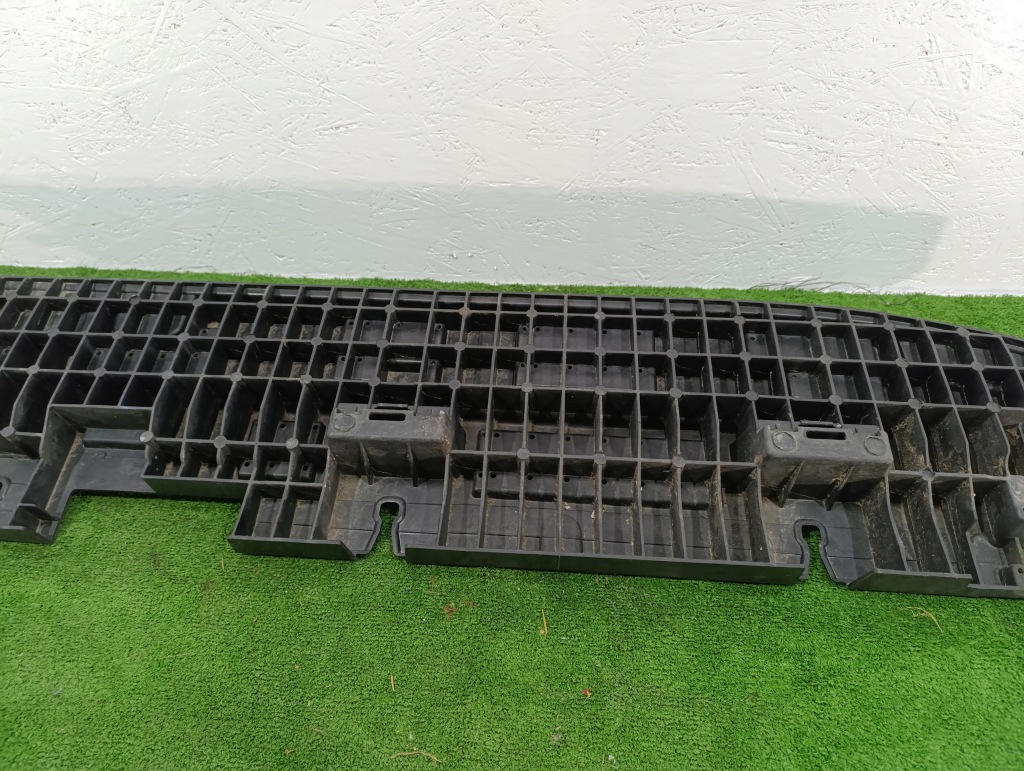 Mercedes gle 167 v167 напрямна кронштейн поріг сторона права om Ціна