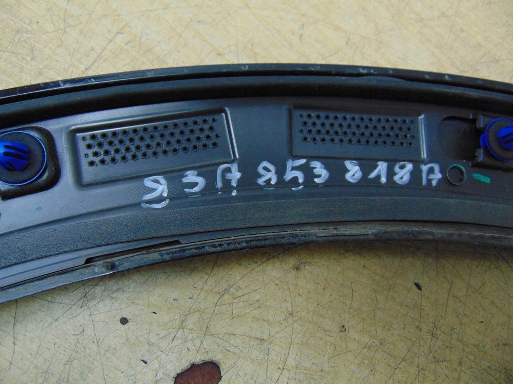 фото №16, Накладка крыла правая задняя audi q3 83a 83a853818a