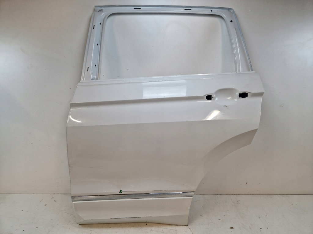 фото №1, Vw tiguan ii 2 5na дверь задние левая задняя