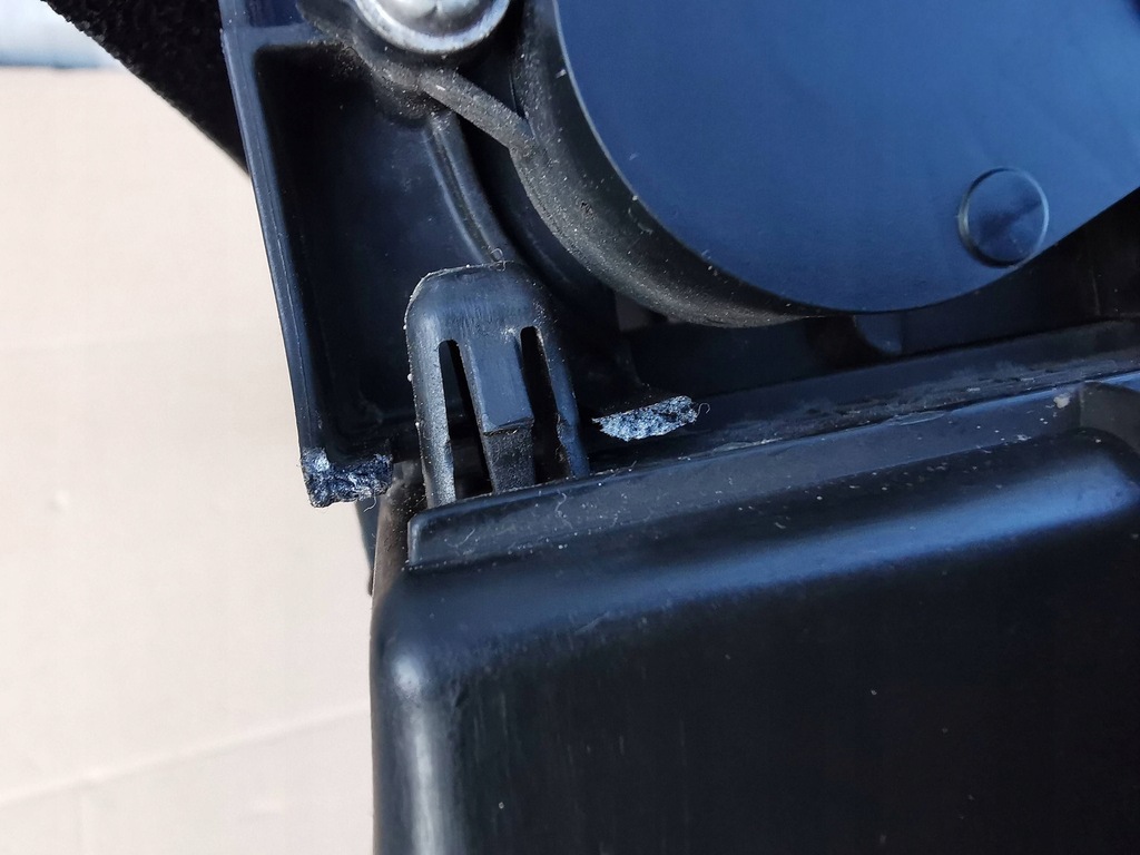 фото №11, Toyota bz4x 22- активный впуск воздуха перед жалюзи 16691-10010