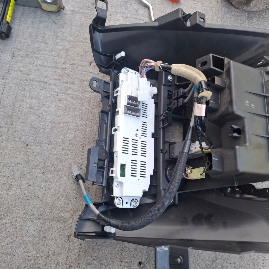 фото №8, Mitsubishi asx 19-22 панель кондиционера подогрев сидений 7820b192