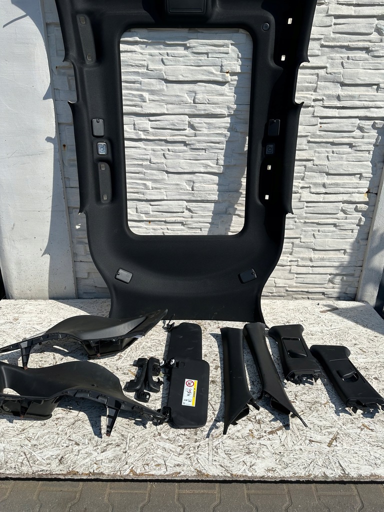 фото №1, Kuga mk3 стеля st czarna панорама