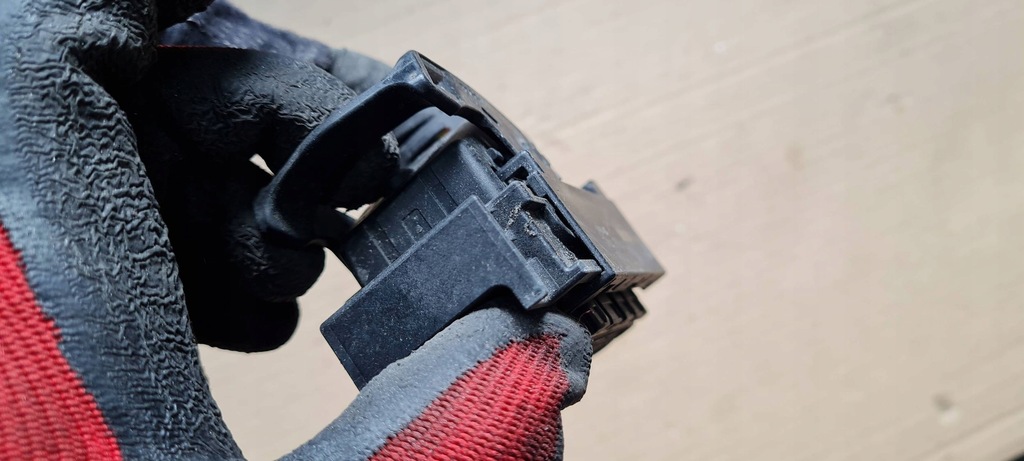 фото №14, A4 b9 8w штекер колодка компьютер 4h0906971ab a5 8w q5