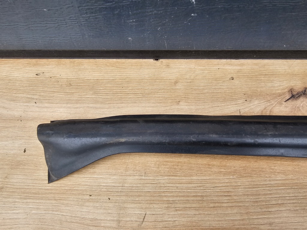 Прокладка дверь стойка левая opel astra h 013123710lh Оригинал