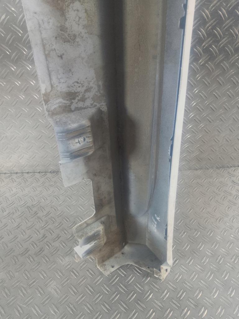 фото №9, Mercedes gle w167 19- порог накладка порог правая 001167882