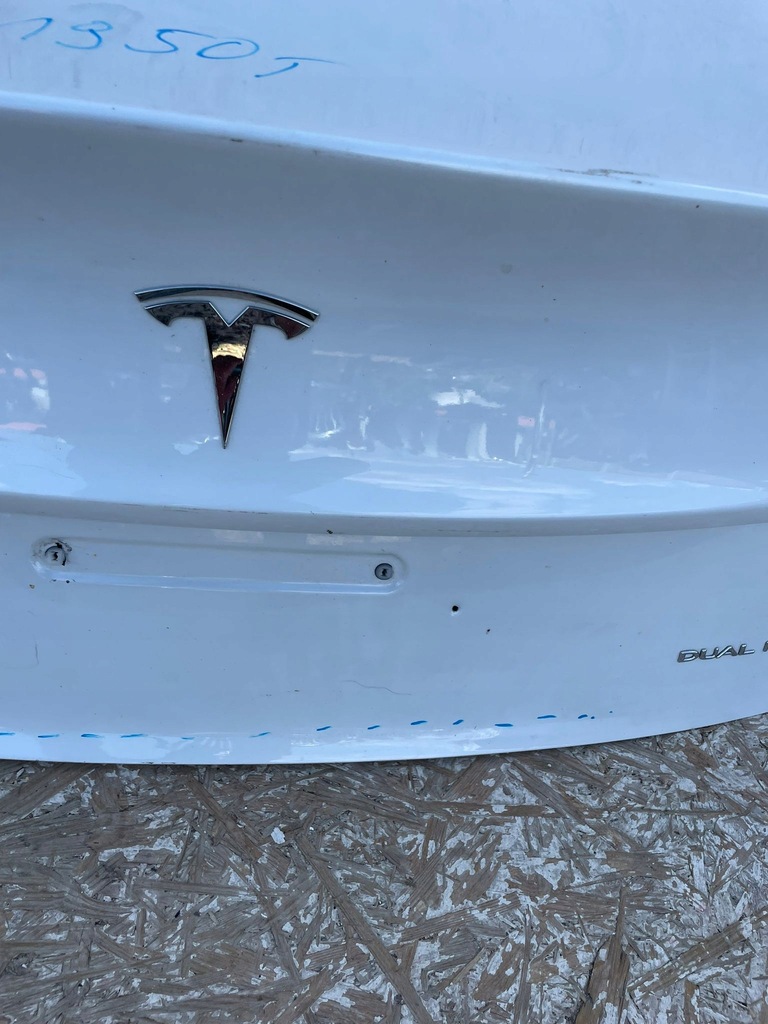 фото №8, Крышка багажника tesla 3