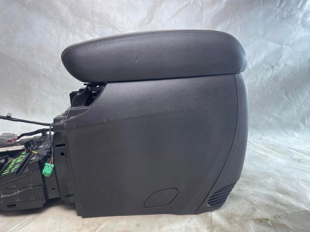 фото №10, Jeep grand cherokee 15- подлокотник туннель средний usa