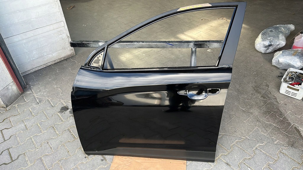 фото №1, Hyundai kona 2018- дверь передние перед левая