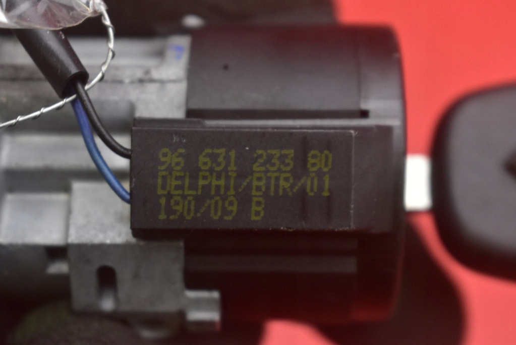 фото №10, Замок зажигания ключ n0502455 citroen c4 1 i 1.6 hdi 109 km lift 08-11