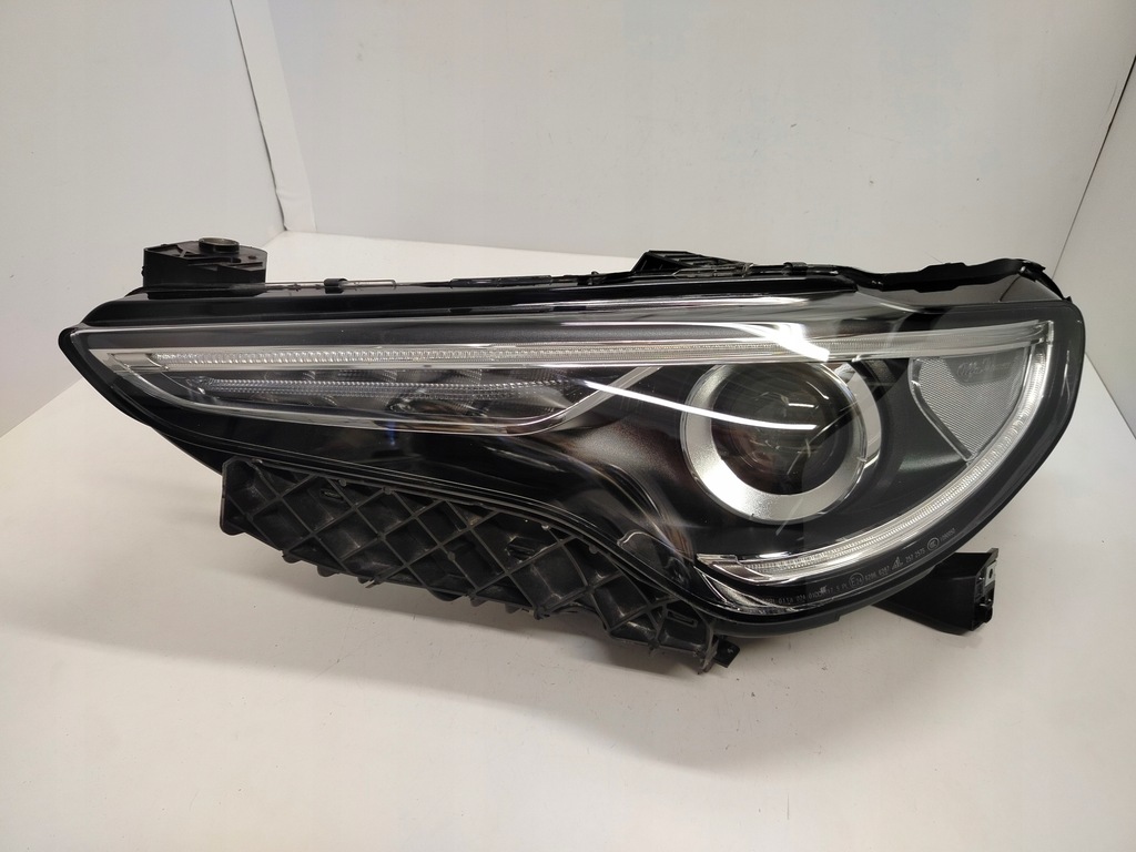 фото №1, Alfa romeo stelvio ксенон поворотный лампа левая