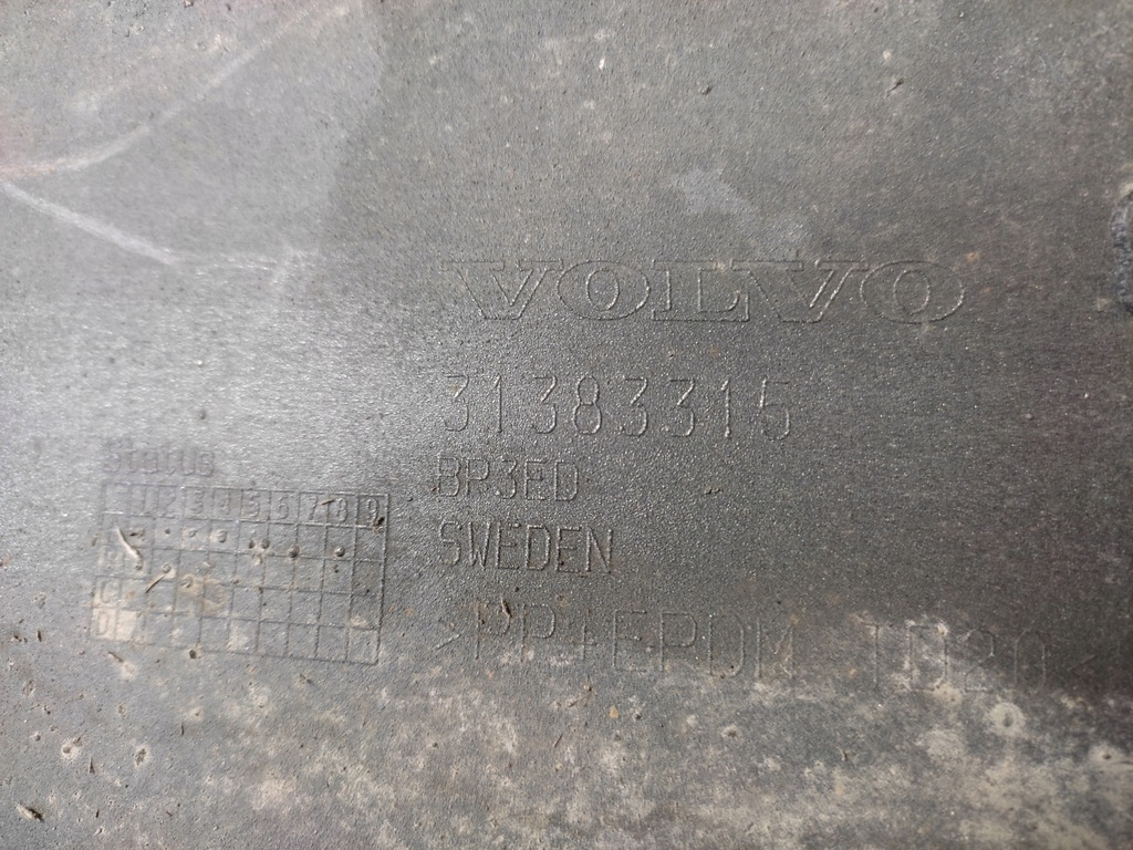 фото №11, Volvo v90 ii r-design бампер задний задняя 2016- 4pdc