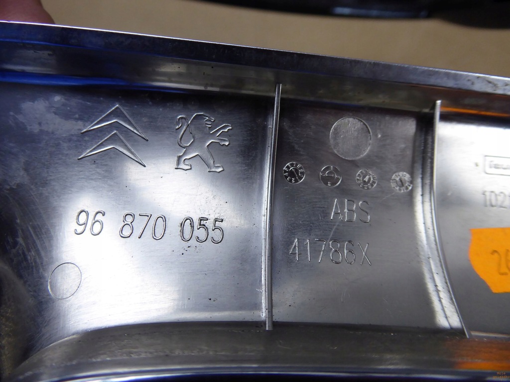 фото №5, Рамка консоль туннель citroen ds3