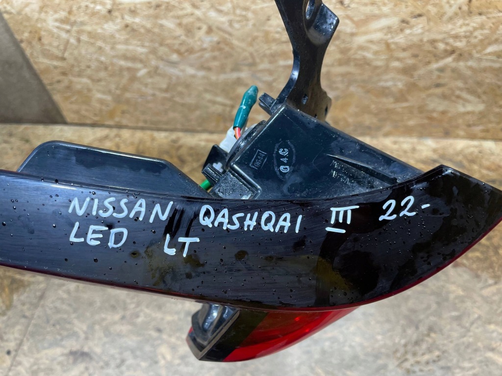 фото №12, Nissan qashqai iii 3 j12 21- лампа led ліва задня задня