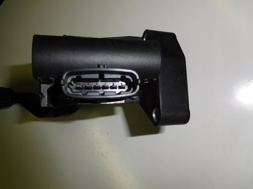 фото №9, Alfa romeo 147 1.9 jtd потенціометр 0281002380