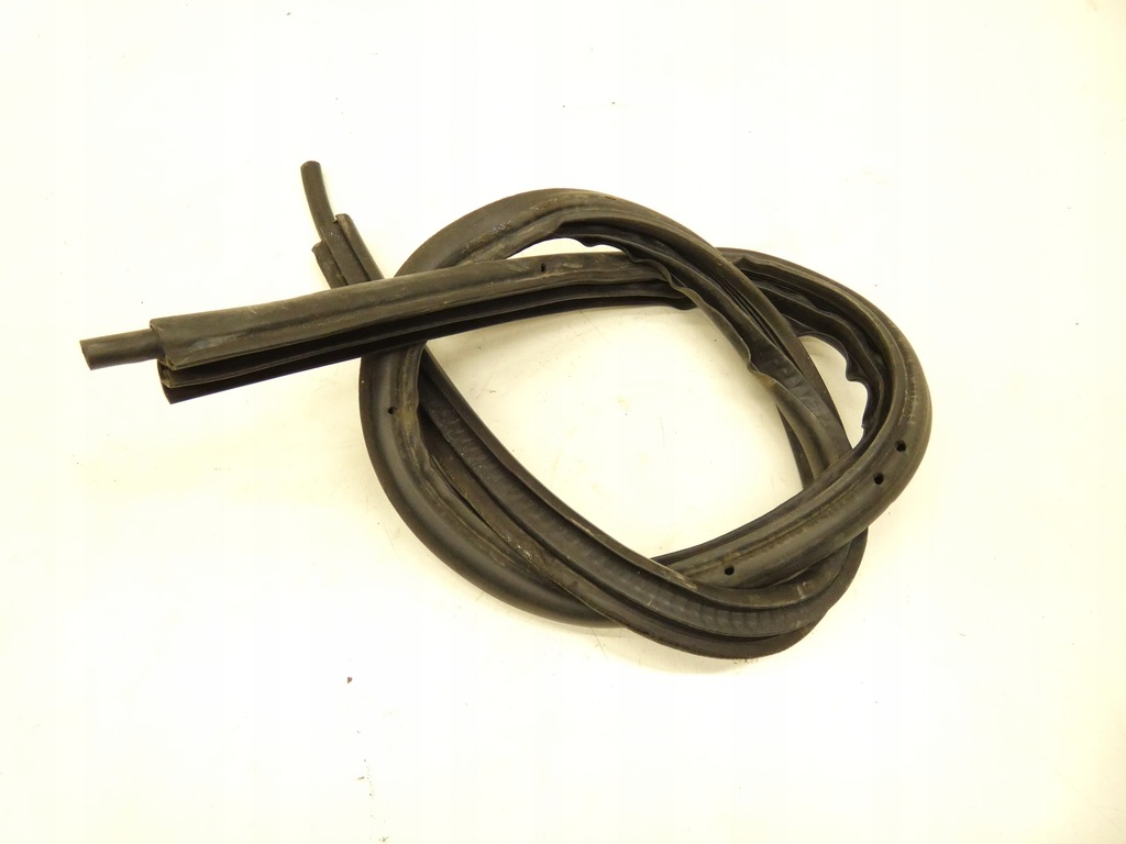 фото №1, Bmw z4 e85 прокладка двері правий перед правих