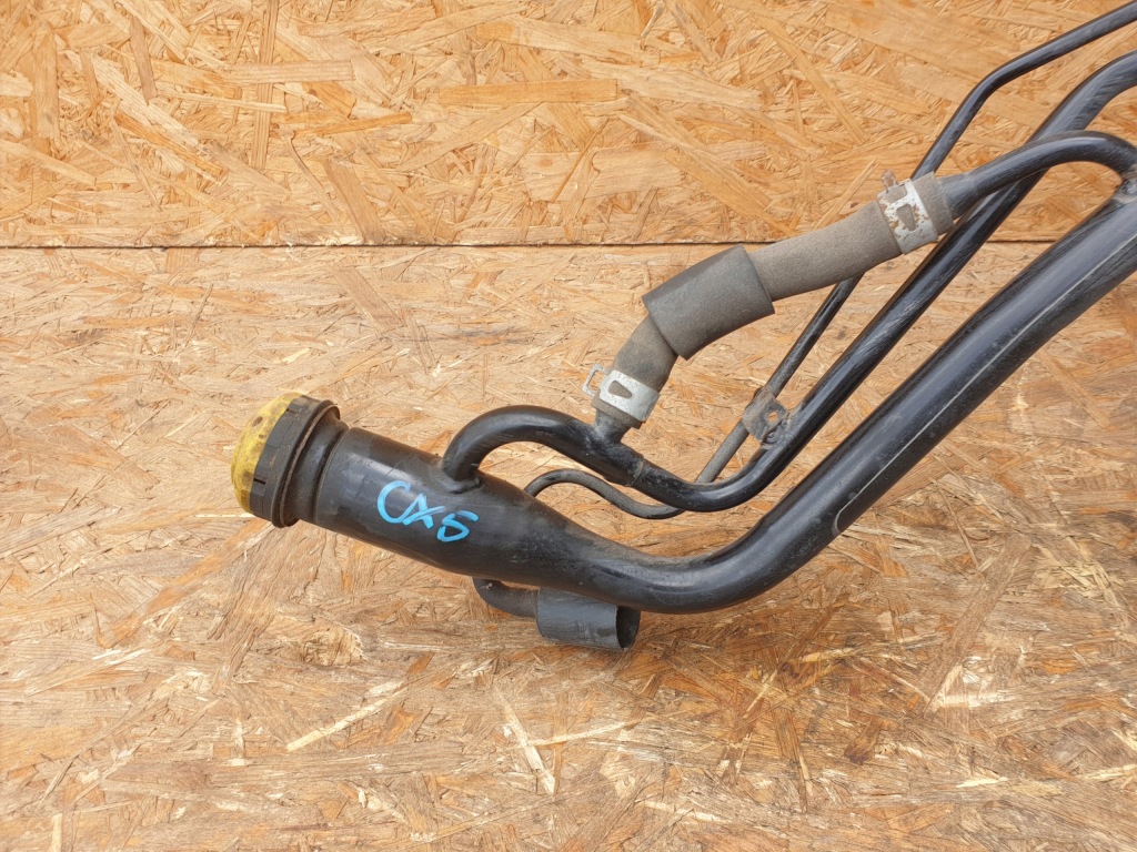 фото №2, Mazda cx5 i труба заливной топлива 2.2d