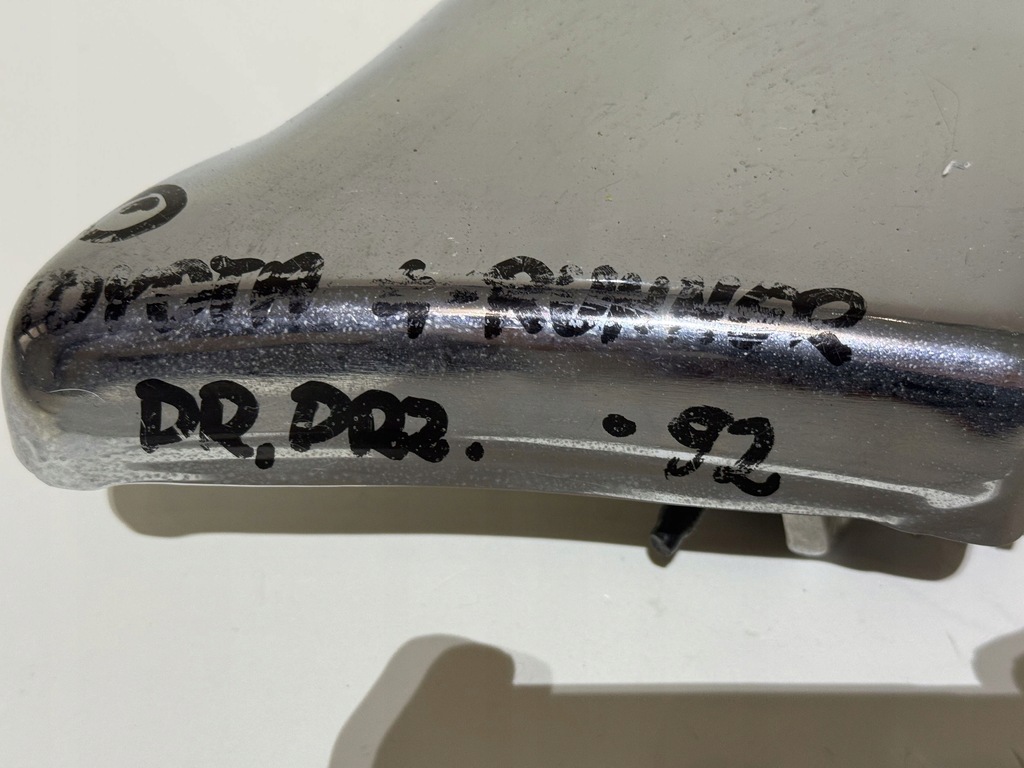 фото №11, Toyota 4 runner -1992 права кутик бампера передній оригінал