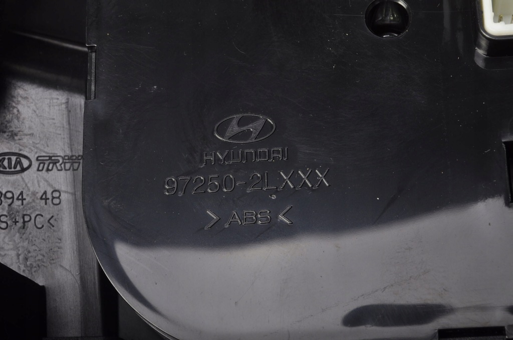 фото №9, Hyundai i30 рамка радио 84740-2r900 97250-2l150