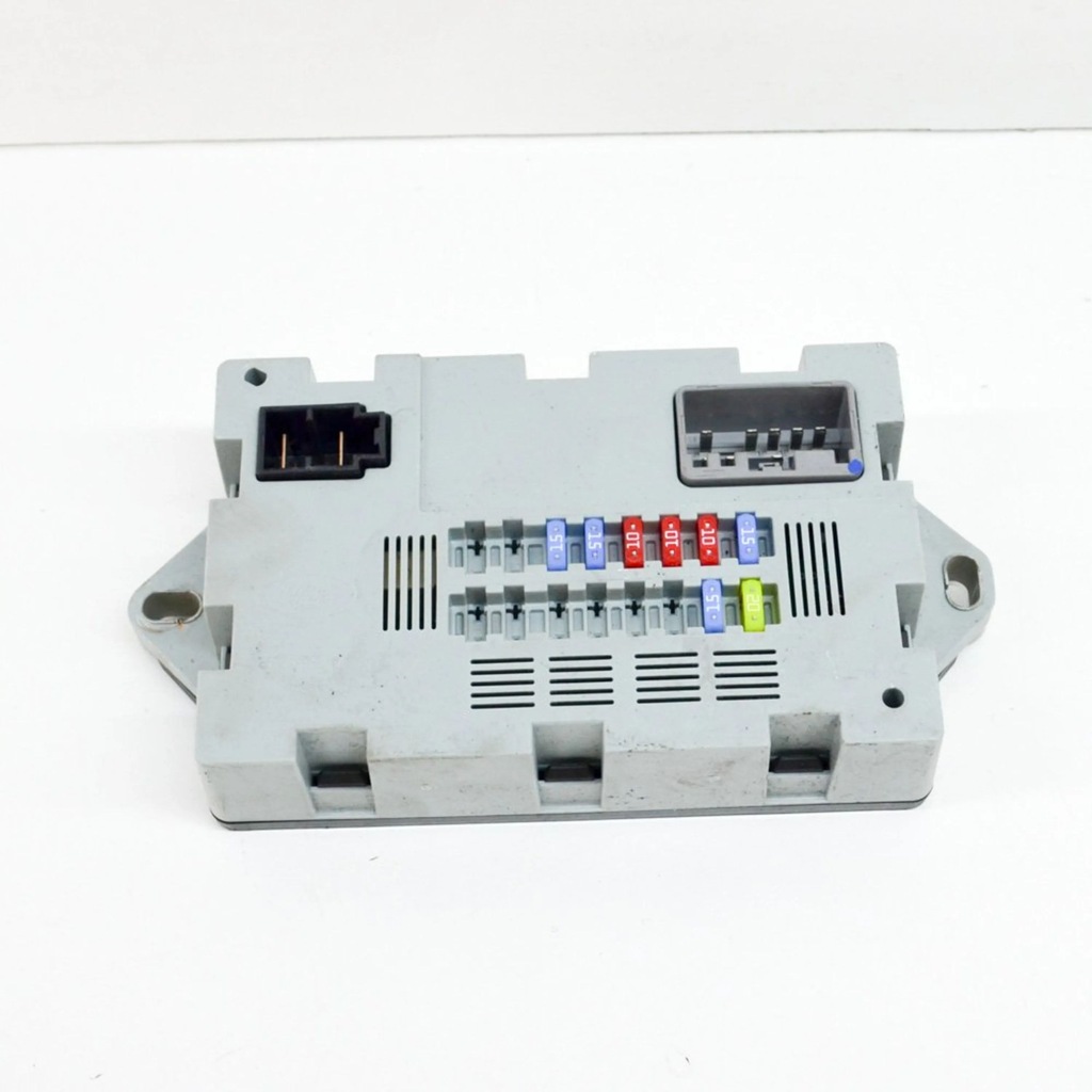 фото №1, Land rover range rover evoque l538 2017 рамка / модуль запобіжників