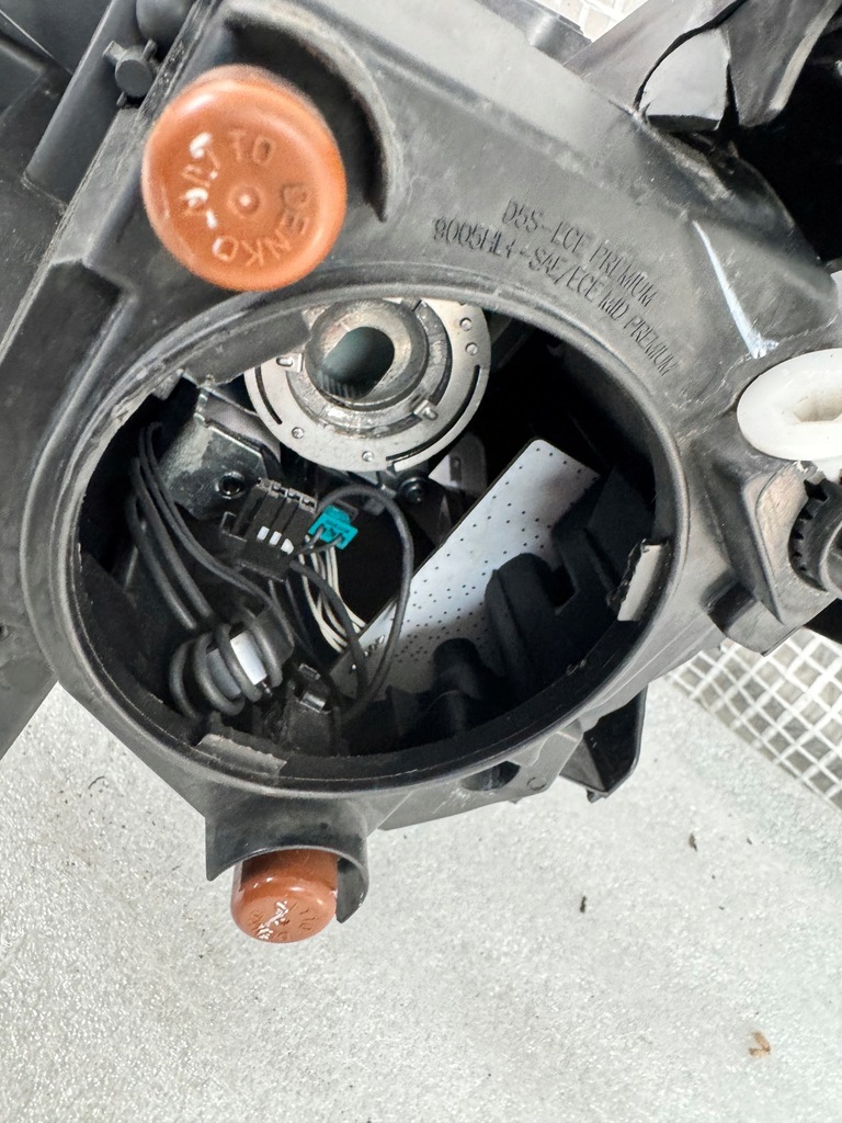 фото №6, Jeep compass права лампа ксенон