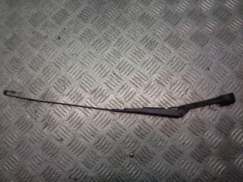 фото №1, Рычаг дворники перед правый nissan micra k11