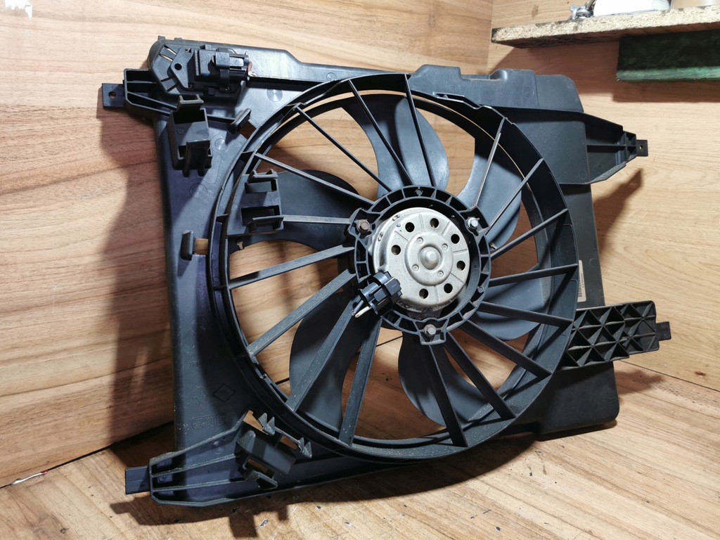 фото №1, Вентилятор megane ii 2.0 16v 8200151464